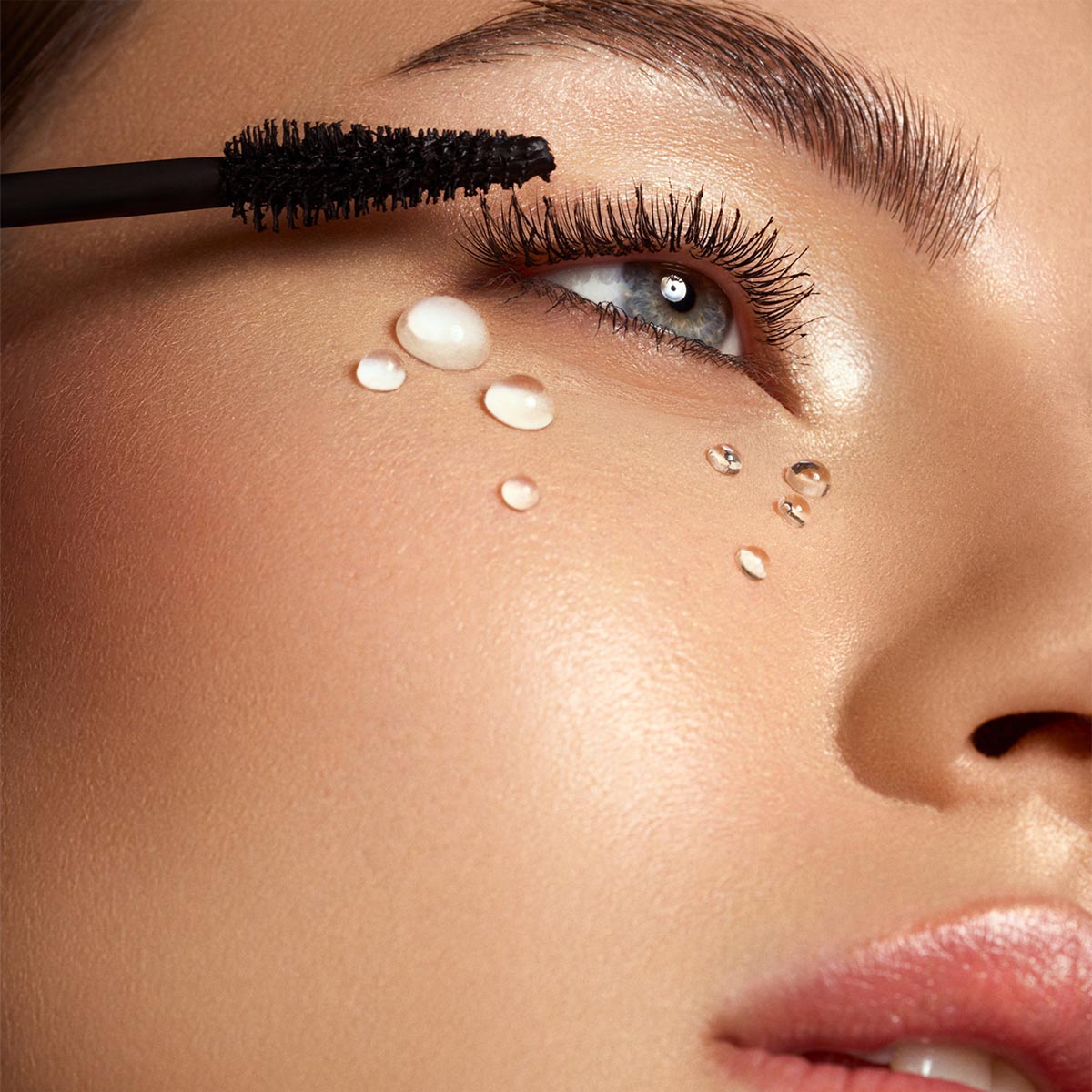 Subliminal X Volume Waterproof Mascara