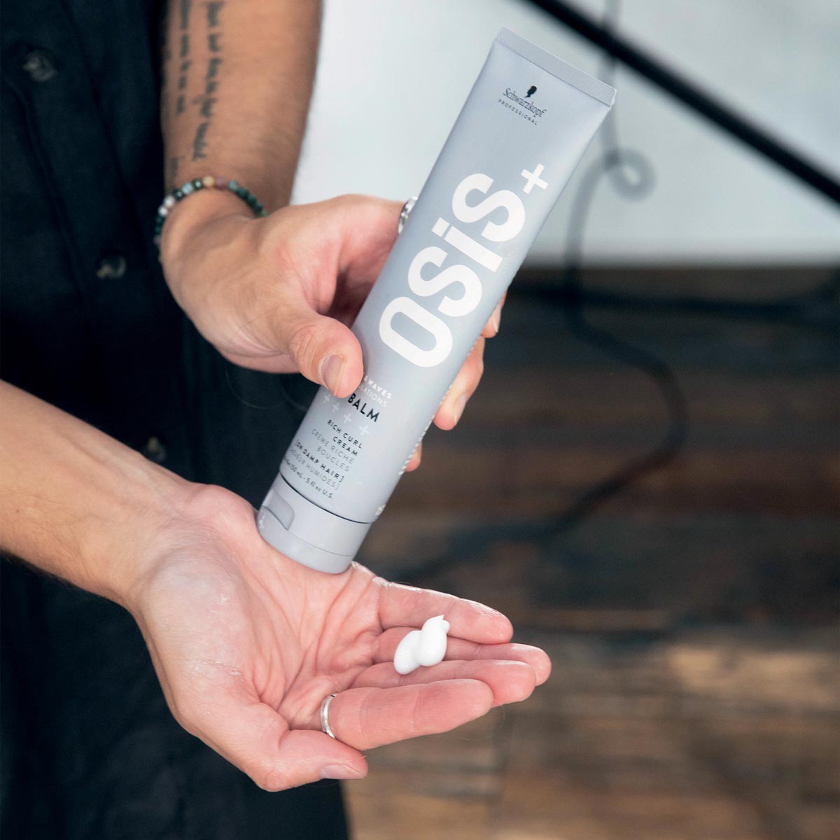 Crème Riche Cheveux Bouclés BOUNTY BALM Osis+