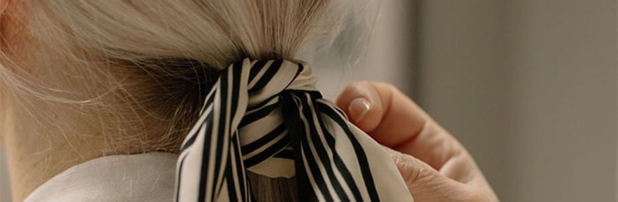 Cheveux blancs : voici 5 thèses sur leur apparition !