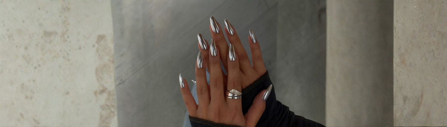 Tuto : Comment réaliser une manucure effet miroir ?
