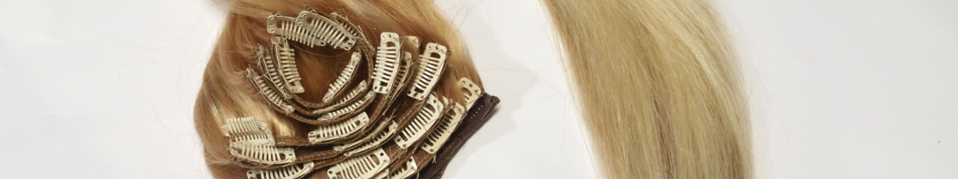 extensions de cheveux avec fixations par clips