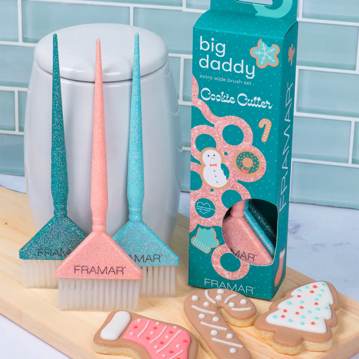 Cookie Cutter Hair Dye Brushes X3