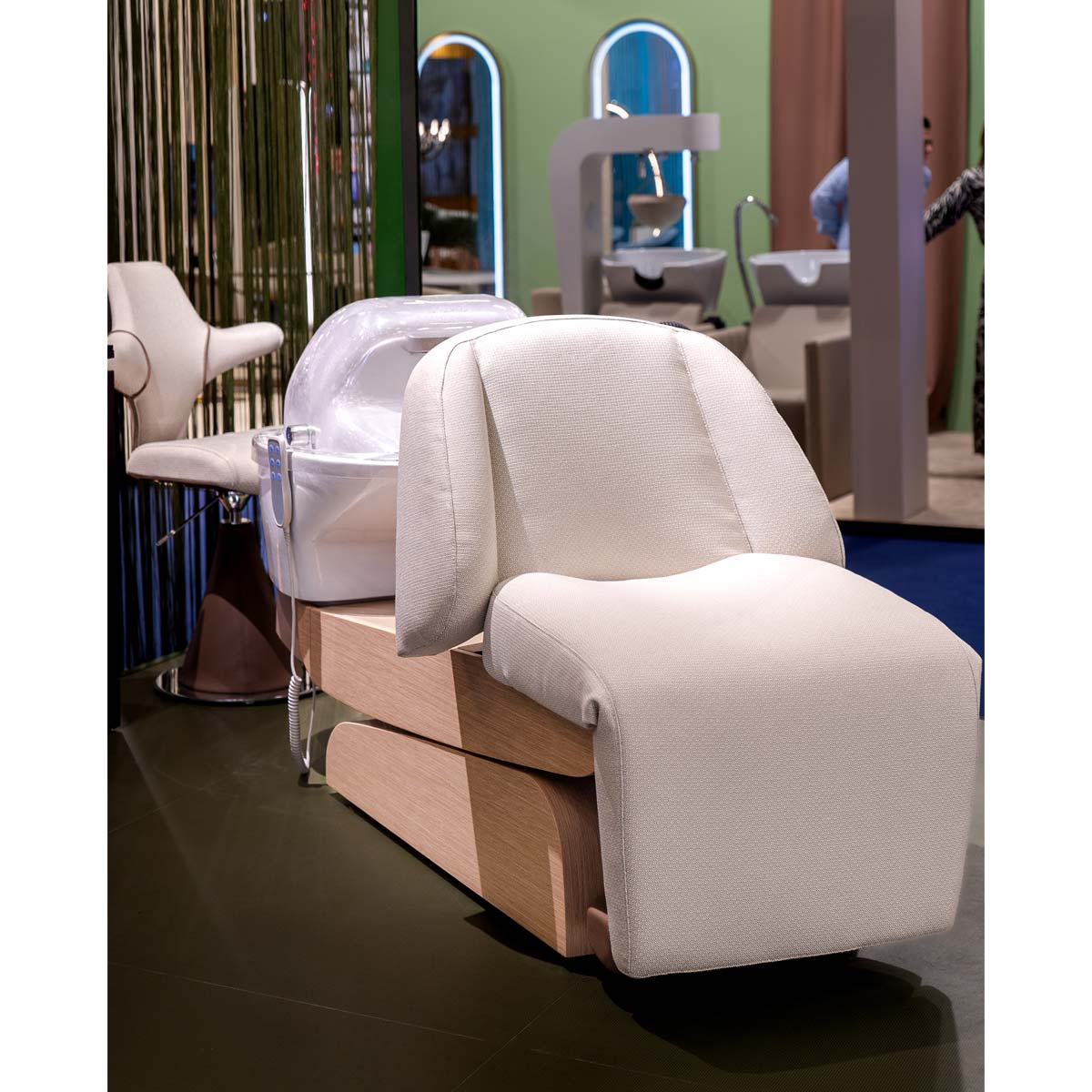 HEAVEN Relax bathtub + Igloo Shirodara + Vapomist 1 + Headrest