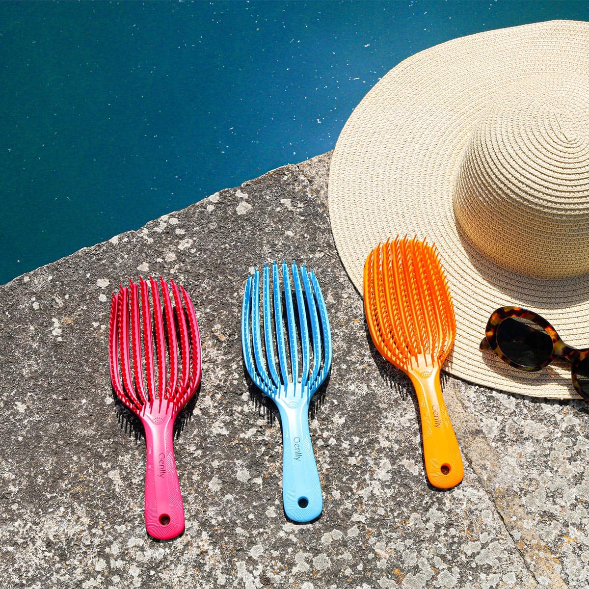 Eco-Friendly Detangling Brush for Curly Hair