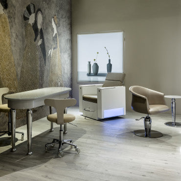 Mimi hairdressing chair